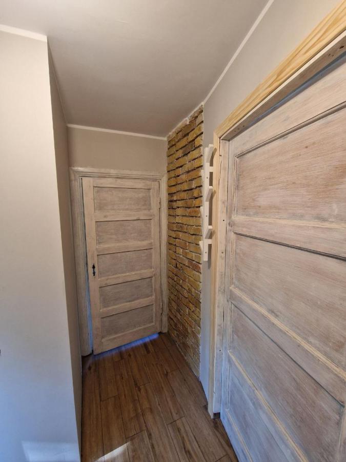 Ozo Estrade No2 Mini Apartment Jūrkalne Buitenkant foto