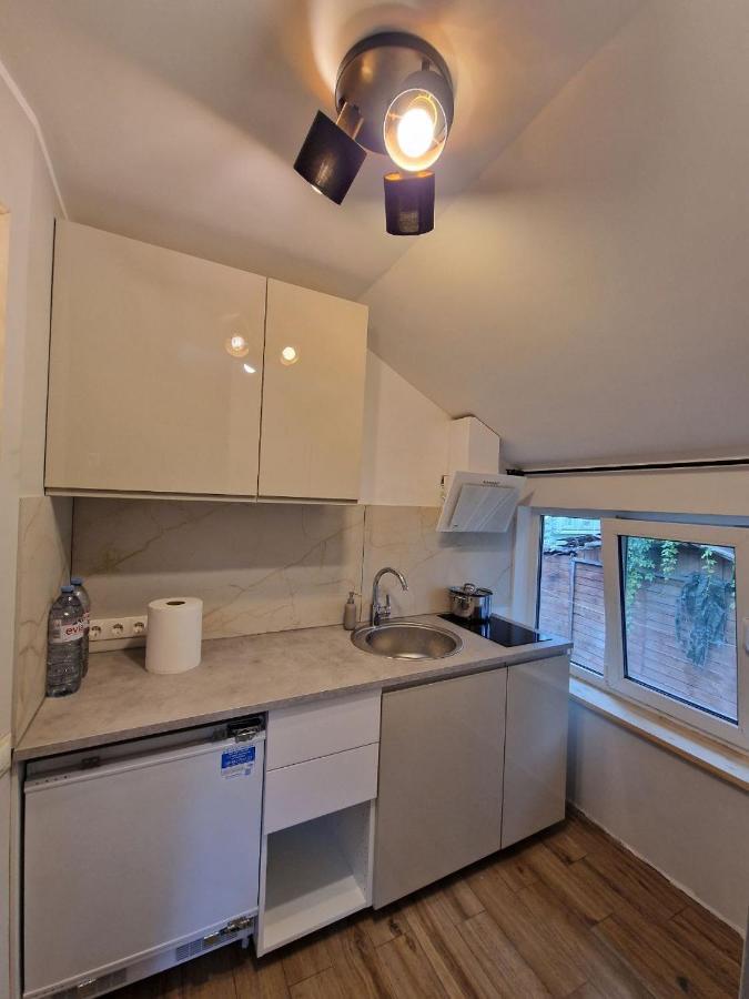 Ozo Estrade No2 Mini Apartment Jūrkalne Buitenkant foto